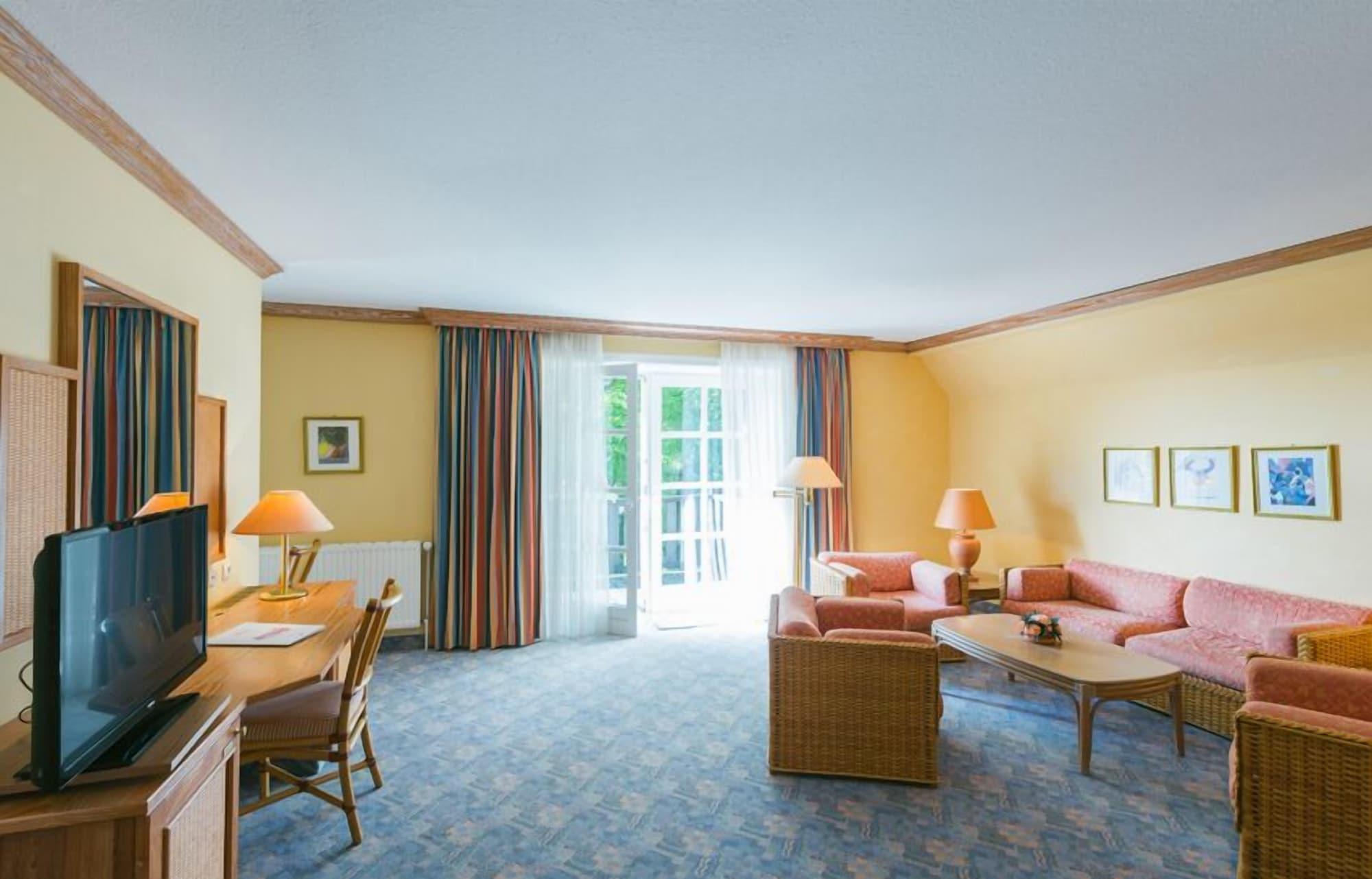 Hotel Landhaus Hoepen Schneverdingen Esterno foto